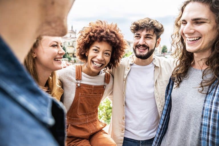 Comment bien investir et épargner avant 30 ans&nbsp;?